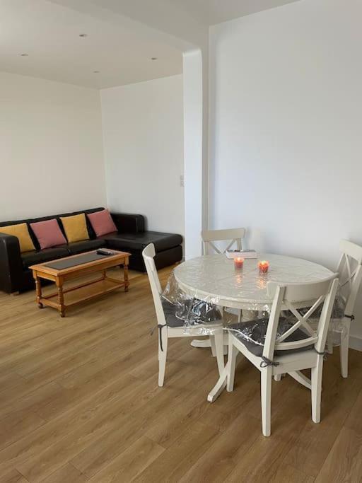 Paris Centre Clamart Hopital Percy Appart 2 Pieces Tres Lumineux Grand Luaran gambar